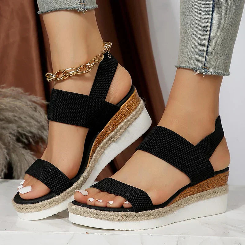 QUINARA | ORTHOPEDIC PLATFORM SANDALS FOR STYLE AND SUPPORT