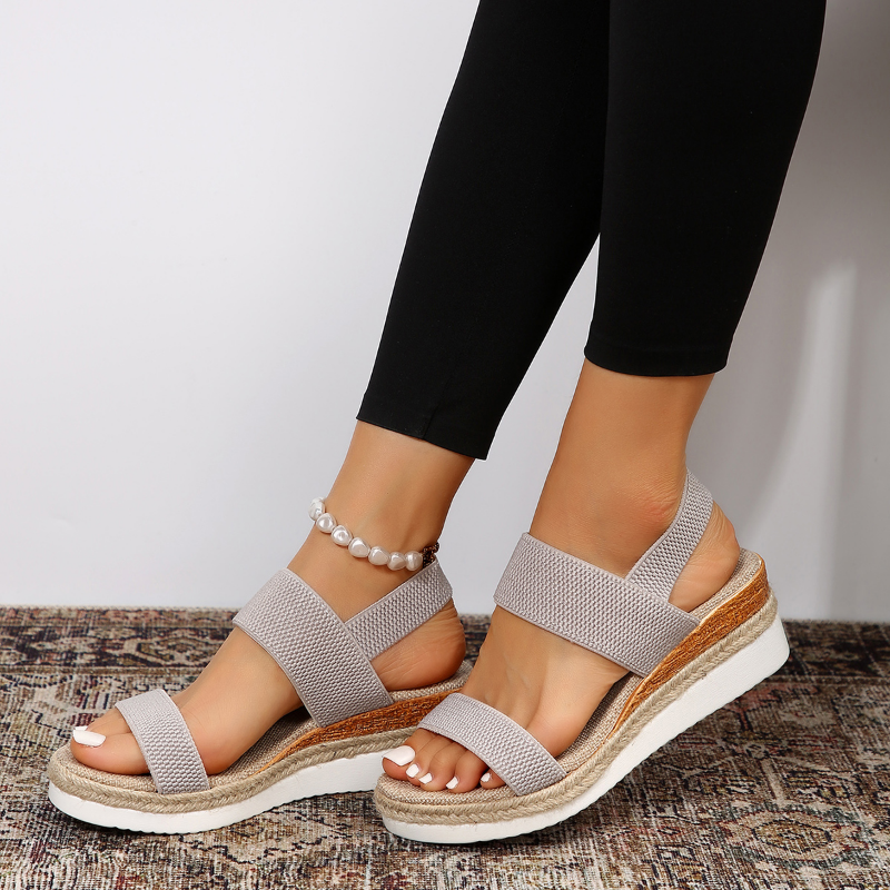 QUINARA | ORTHOPEDIC PLATFORM SANDALS FOR STYLE AND SUPPORT